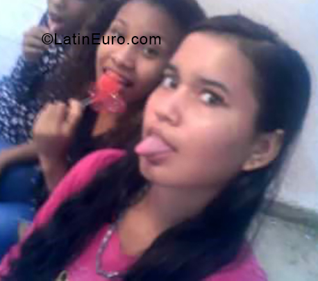 Date this hard body Venezuela girl Mery from Puerto la Cruz VE1769