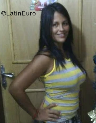 Date this passionate Venezuela girl Carolina from Guanare VE2061