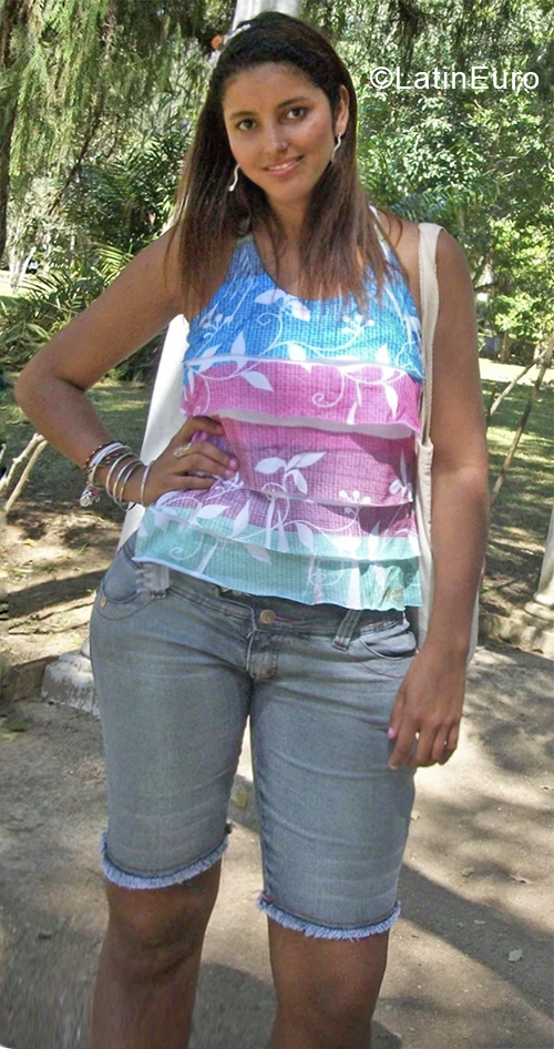 Date this hard body Brazil girl Lucia from Rio de Janeiro BR10618