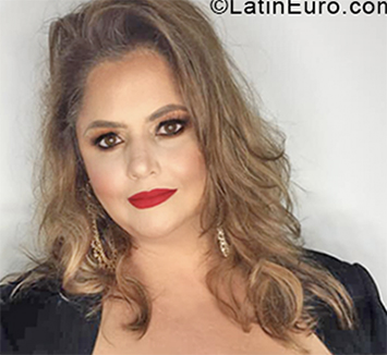 Date this charming Brazil girl Elaine from Sao Mateus do Sul BR10621