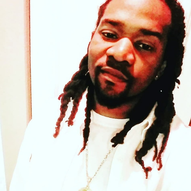 Date this voluptuous United States man MrFox413 from Atlanta US19447