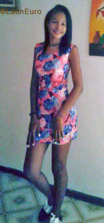 Date this voluptuous Venezuela girl Fran from Los Teques VE1807