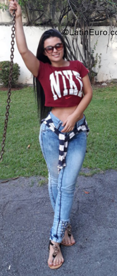 Date this foxy Panama girl Diane from Panama City PA1129