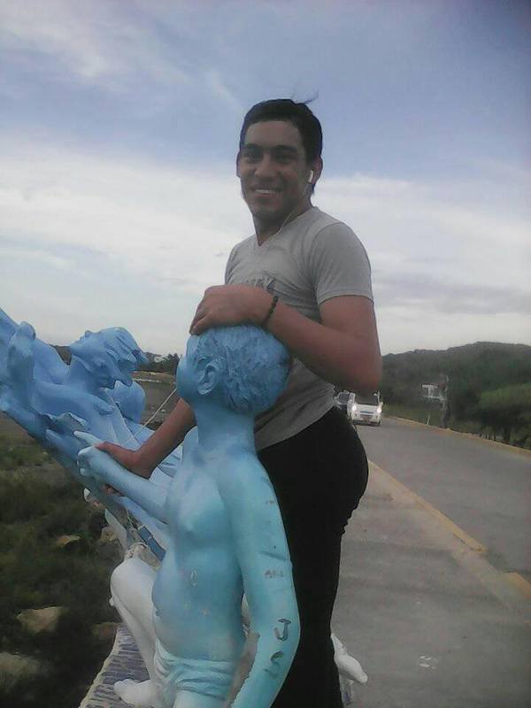 Date this sultry Colombia man Manuel llanos from Bogota CO24205