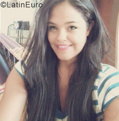 Date this funny Venezuela girl Sora from Falcon VE2317