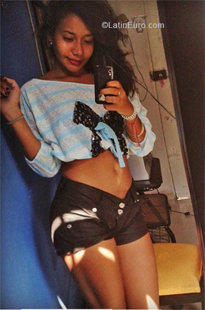 Date this tall Venezuela girl Katherine from Maracaibo VE2364