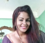 good-looking Cuba girl Yanis from Havana CU401