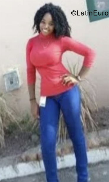 Date this charming Jamaica girl Sasha from Kingston JM2600