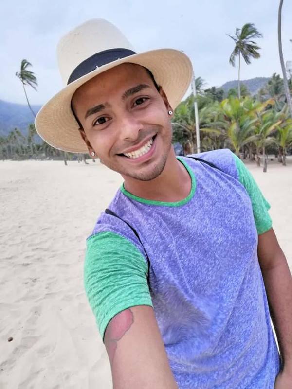 Date this hot Mexico man Carlos from Mexico City MX1612
