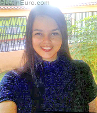 Date this attractive Venezuela girl Maria from Merida VE2005