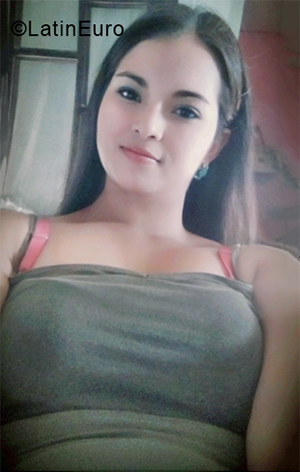 Date this delightful Honduras girl Yenifer from San Pedro Sula HN2579