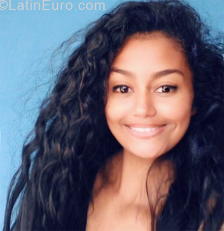 Date this stunning Venezuela girl Roraima from Maracay VE2025