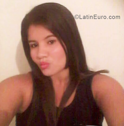 Date this passionate Venezuela girl Mislanyis from Maracaibo VE2058