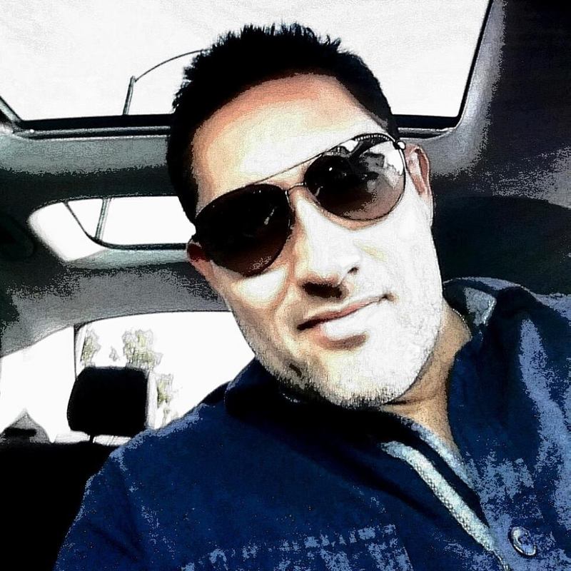 Date this attractive United States man Lorence from Phoenix US19713