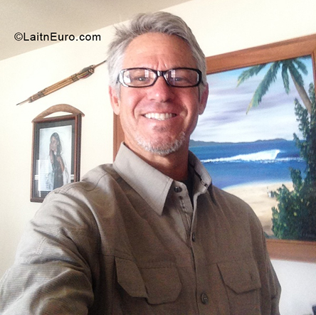 Date this voluptuous United States man Tortuga from Needles US19734