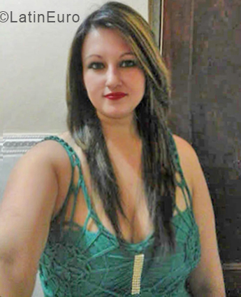 Date this passionate Honduras girl Claudia from San Pedro Sula HN2938