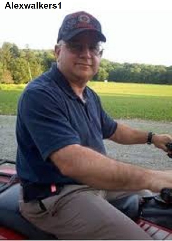 Date this young United States man Alex from Agawam US19868