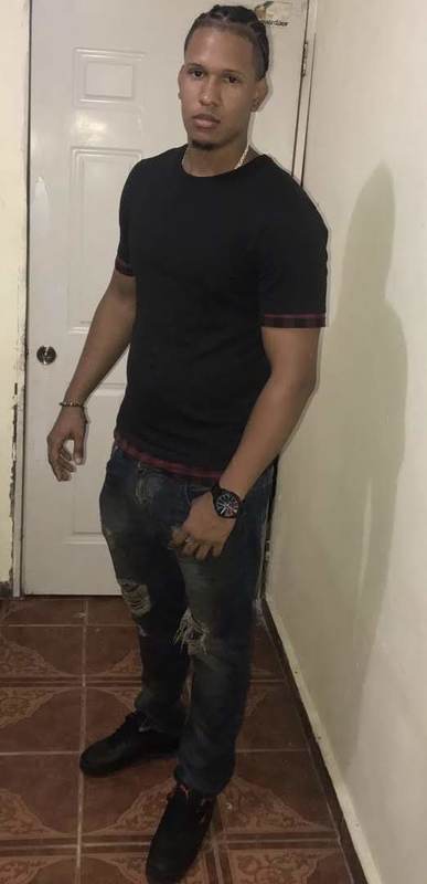 Date this passionate Dominican Republic man Francisco from Francis20 DO34375