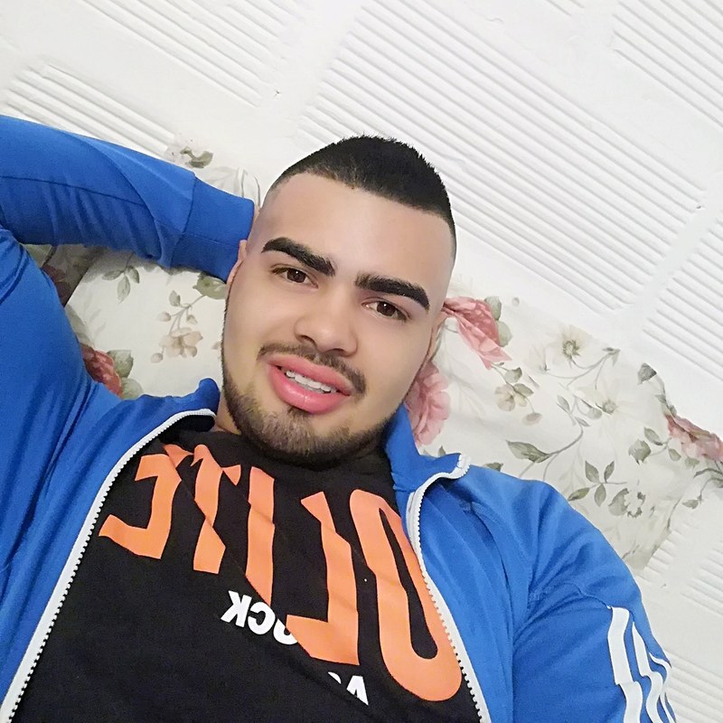 Date this charming Colombia man Juan from Medellin CO25163