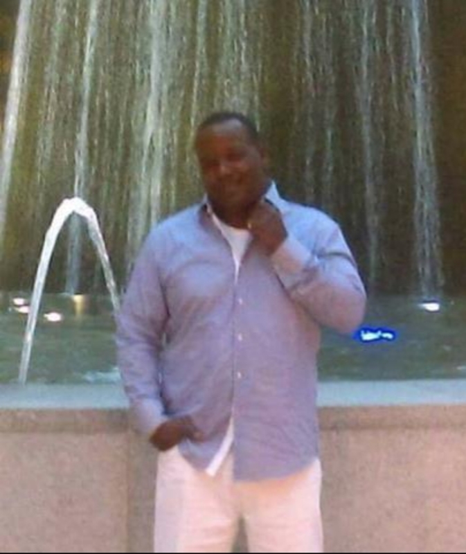 Date this cute United States man Mario from Dallas US19905