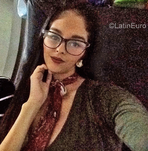 Date this exotic Venezuela girl Rosy from Caracas VE2331