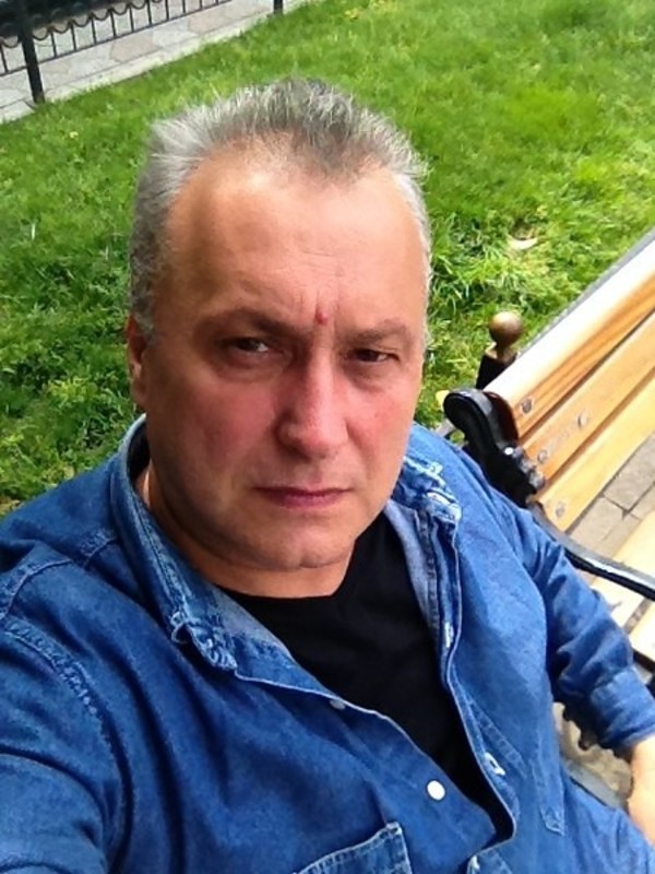 Date this cute Turkey man Fikoistanbul34 from Istanbul TR102