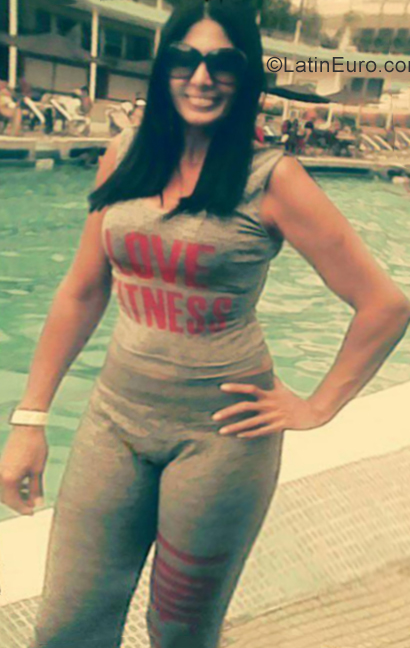 Date this cute Venezuela girl Fortuna from Carupano VE2391