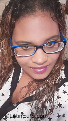 Date this georgeous Dominican Republic girl Yoa from San Cristobal DO34973