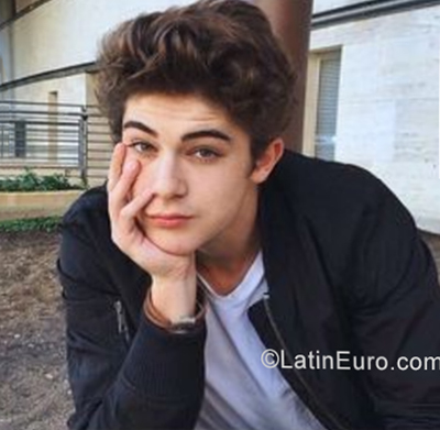 Date this funny Argentina man Massi from Pergamino AR196