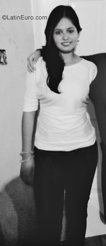 Date this cute Venezuela girl Maria from Merida VE2465