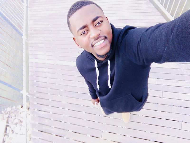 Date this nice looking United States man Edson from Le Mans US20076