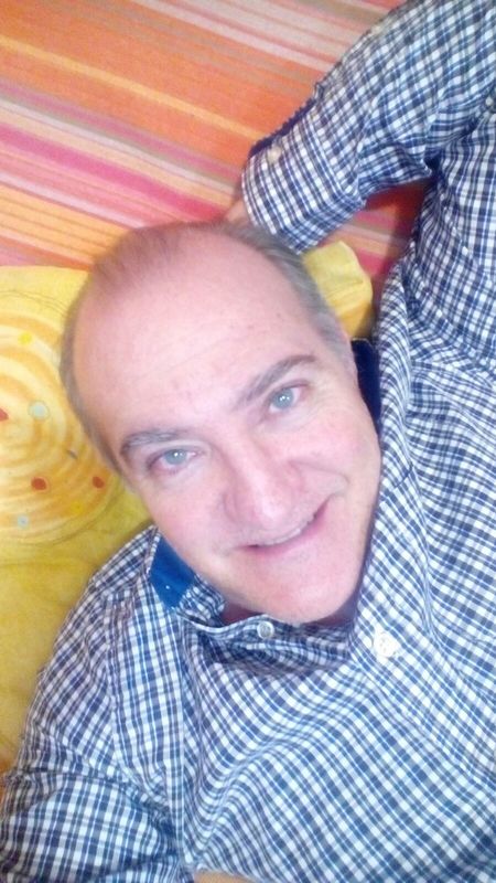 Date this fun Spain man Javi from Alicante ES470