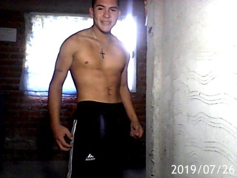 Date this tall Argentina man Wosiii from San Salvador De Jujuy AR206