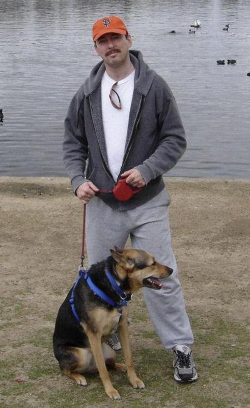 Date this athletic United States man Michael from Los Angeles US20159