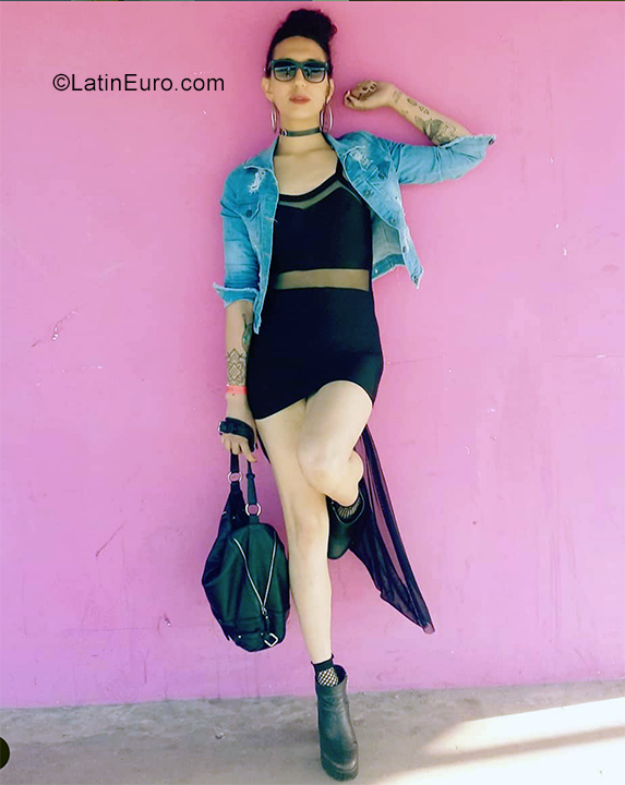 Date this tall Argentina girl Gala from Buenos Aires AR207