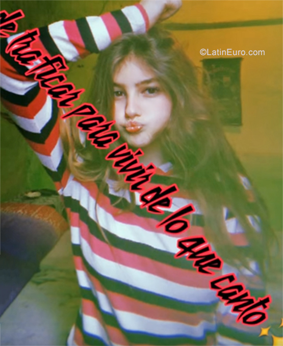 Date this young Argentina girl Sofia from Buenos Aires AR211