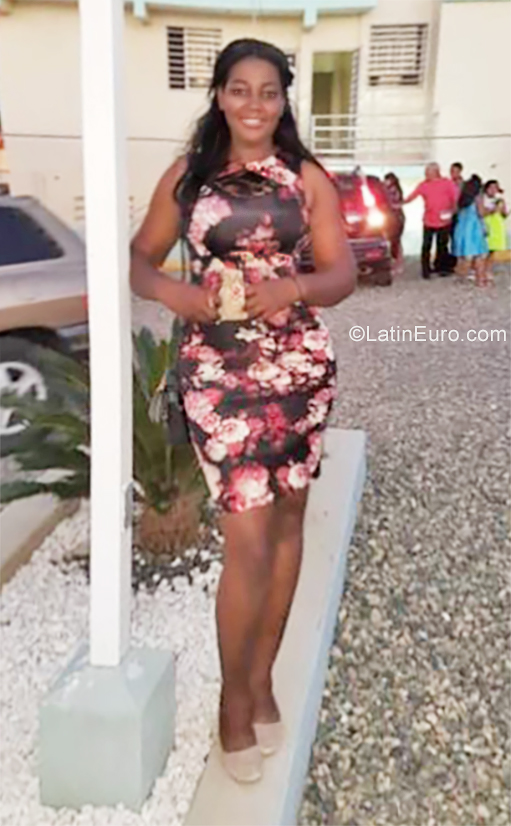 Date this beautiful Dominican Republic girl Josefina from Mao Valverde DO37217