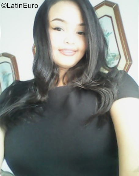 Date this fun Venezuela girl Gresie from El Tigre VE2611