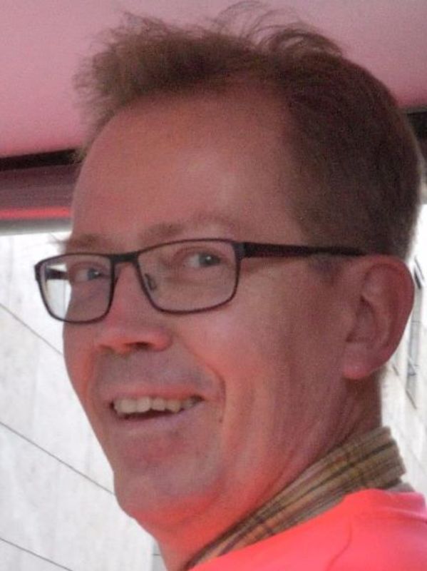 Date this tall Sweden man Bosse from Solna SE258