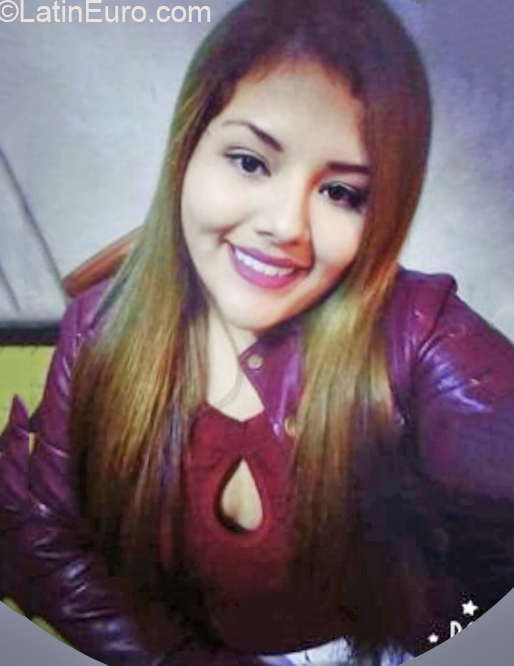 Date this athletic Peru girl Naty from Lima PE1429