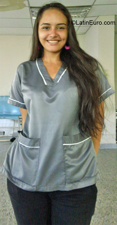 Date this delightful Venezuela girl Nicar from San Fernando VE2694