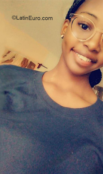 Date this tall Dominican Republic girl Nathaly from San Pedro Sula DO36005