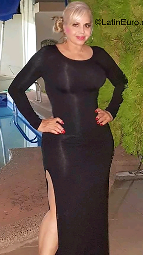 Date this delightful Mexico girl Yolanda from Guadalajara MX1699