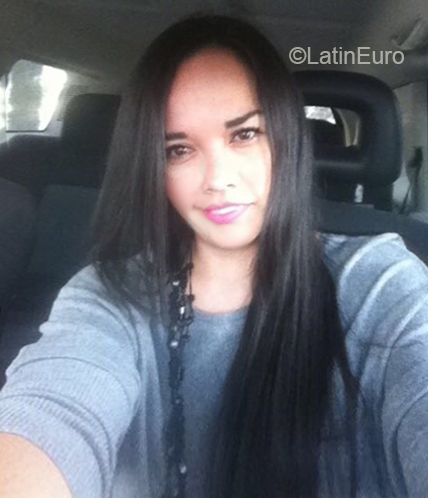 Date this funny Mexico girl Paola from Leon MX1692