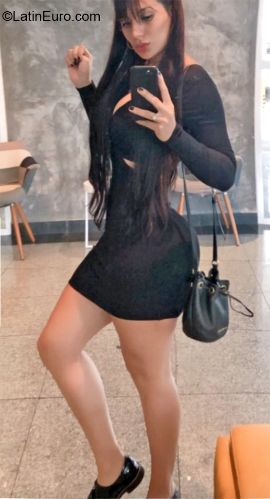 Date this hard body Colombia girl Maria from Panama City CO26208