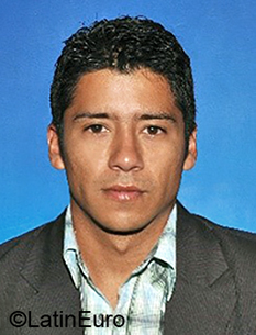 Date this young Colombia man Yony from Envigado CO26216