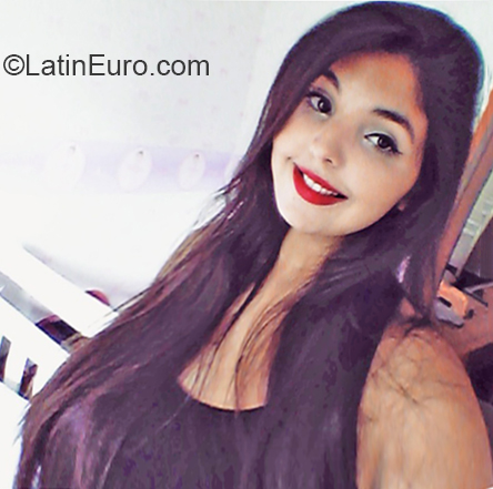 Date this delightful Brazil girl Nayara from Sao Paulo BR10950