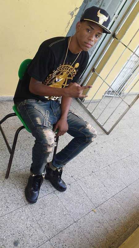 Date this funny Dominican Republic man Evinson from Santiago DO36564