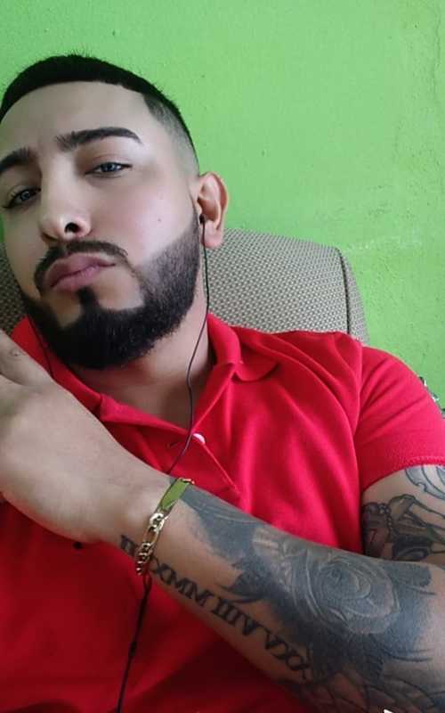 Date this funny Mexico man HUGO from Tijuana MX1729