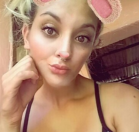 Date this charming Argentina girl Cintia from Buenos Aires AR286